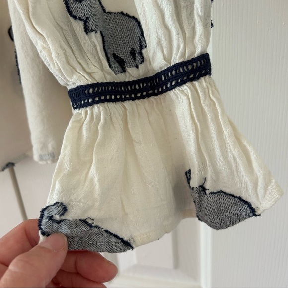 Crown & Ivy - Elephant Print Blouse - Soft 100% Cotton - Women’s Size M - Picture 6 of 11